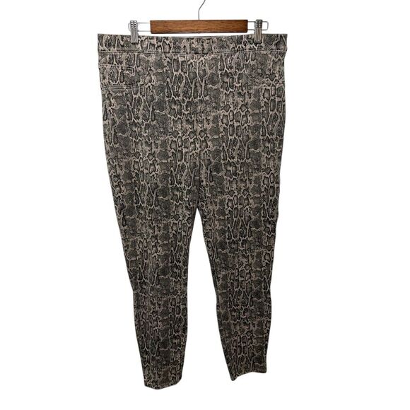 Spanx Women's Taupe Snakeskin Print Jean-ish Legging Pants Size 1X Tummy Control - Picture 3 of 9